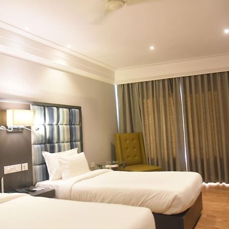 Hotel Accord Premier Raigarh Luaran gambar