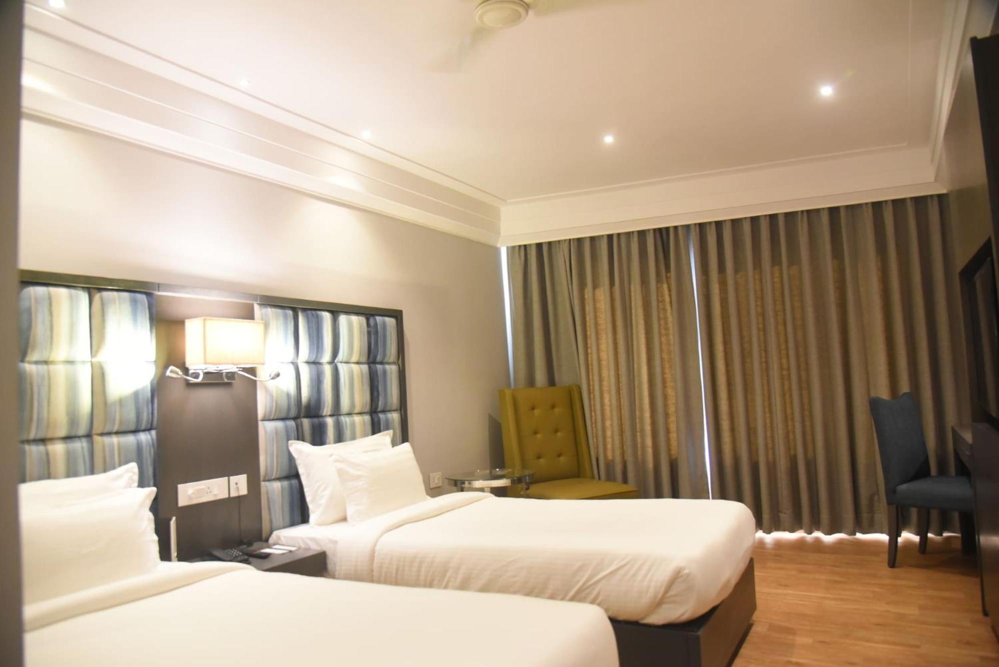 Hotel Accord Premier Raigarh Luaran gambar